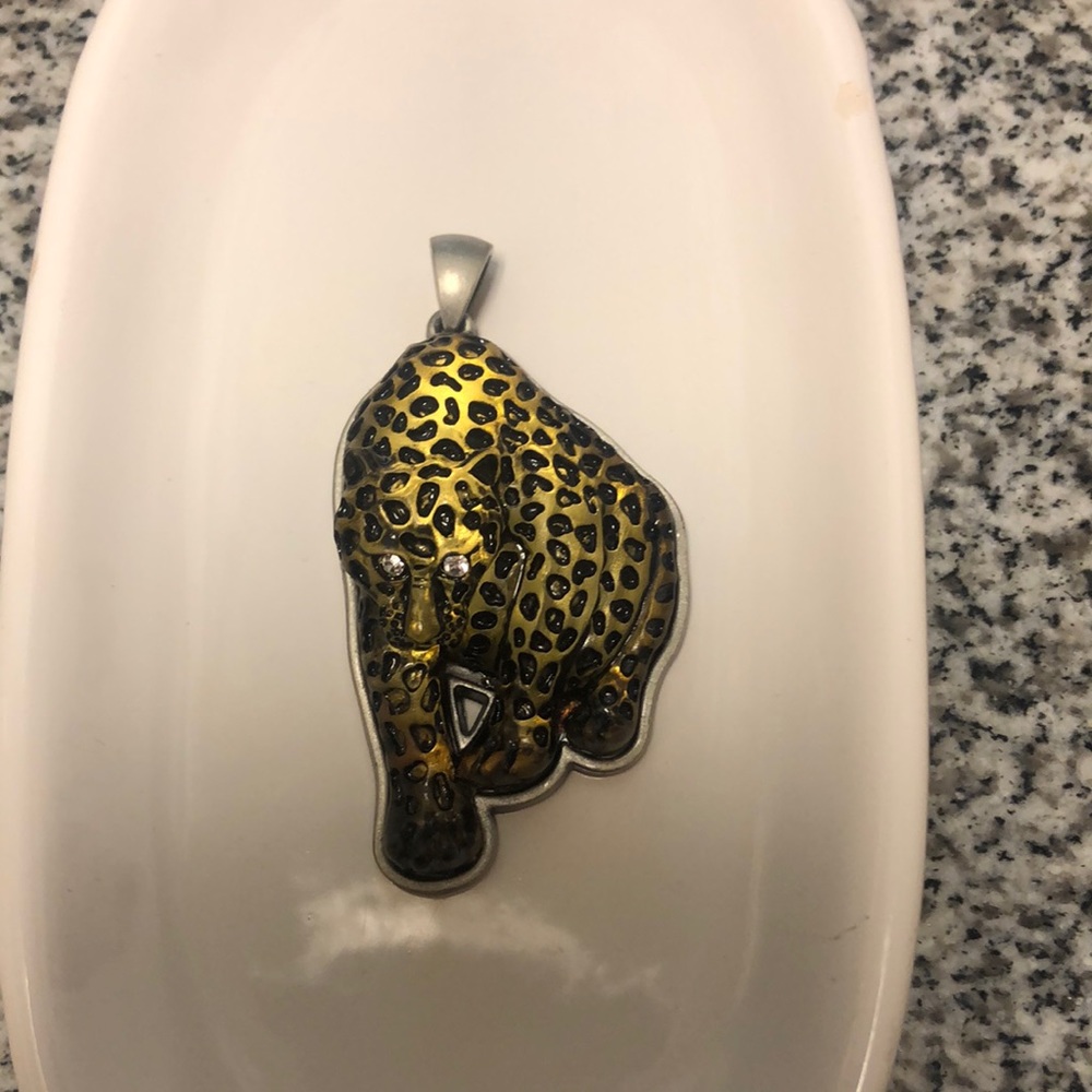 Jungle Cheetah Pendant